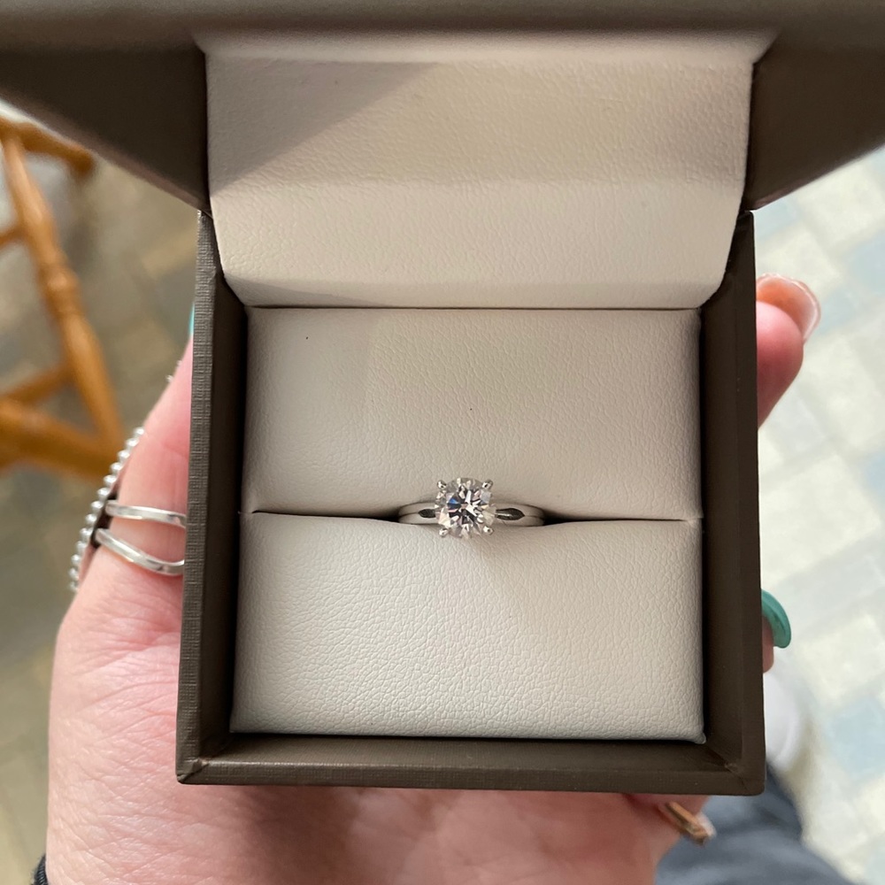 1 Carat Engagement Ring